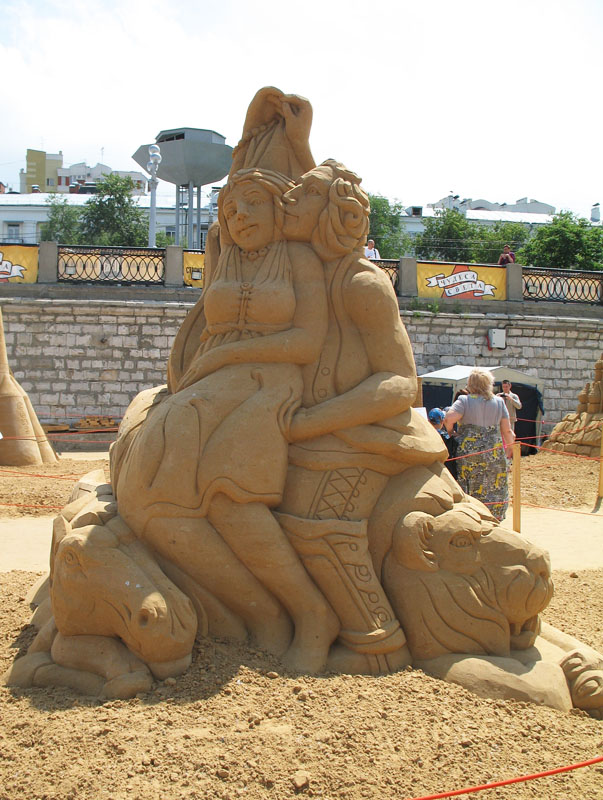 Фестиваль песчаных скульптур. Даная