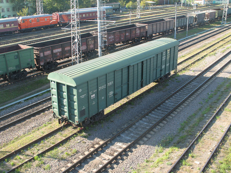Сортировочная Казанской железной дороги - зелёный вагон