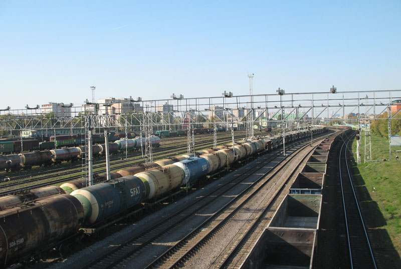 Сортировочная Казанской железной дороги - рельсы, вагоны, поезда