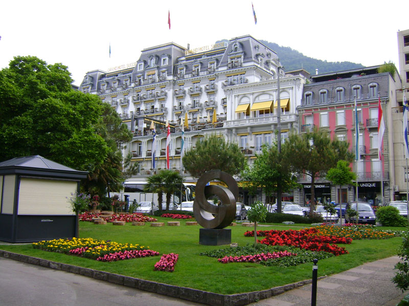 Монтрё. Grand Hotel Swiss Majestic
